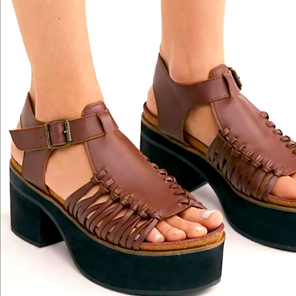 Free people Ava platform sandal. New without box